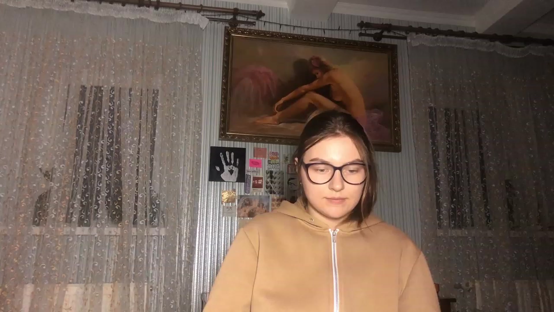 Gallery image thumbnail from Oliveevee_'s myfreecams stream on, 03/26/2023, 22:01 image 2 of 20