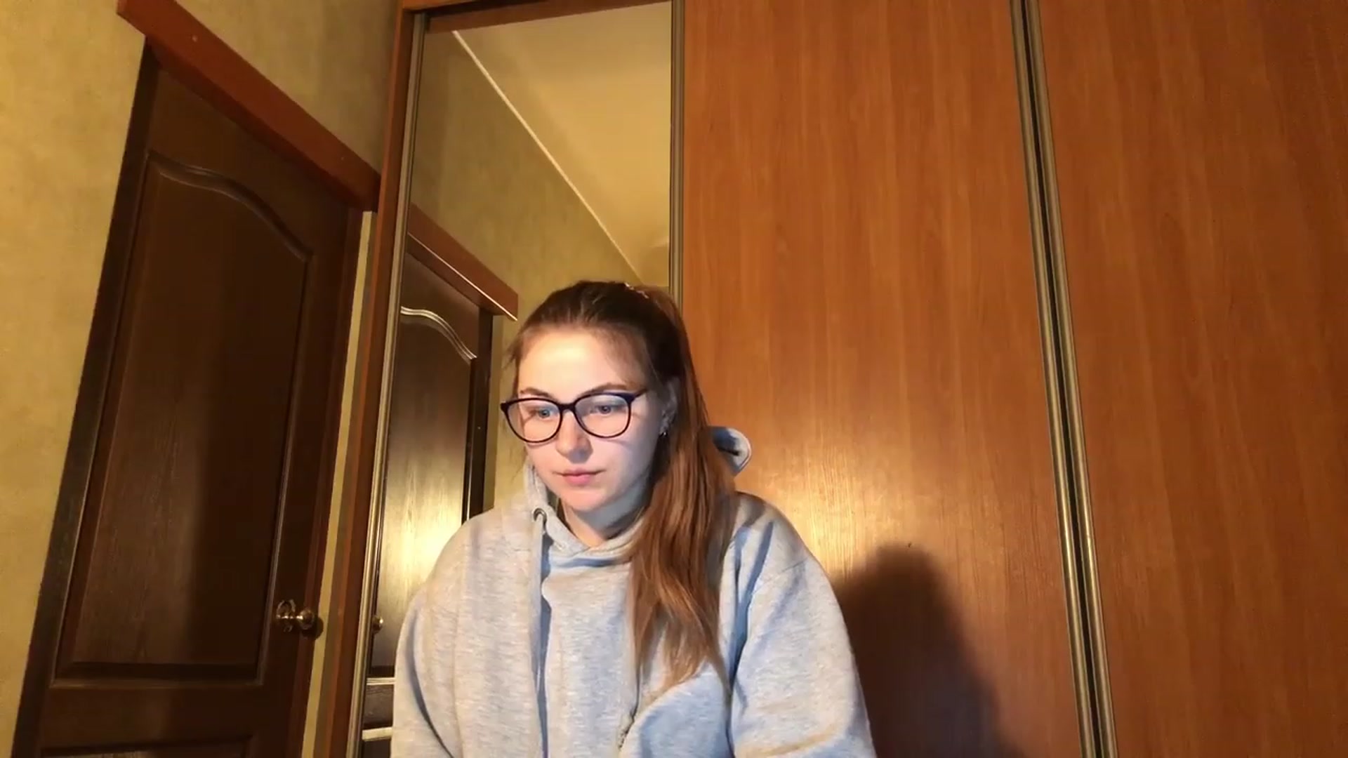 Gallery image thumbnail from Oliveevee_'s myfreecams stream on, 04/03/2023, 15:17 image 13 of 20