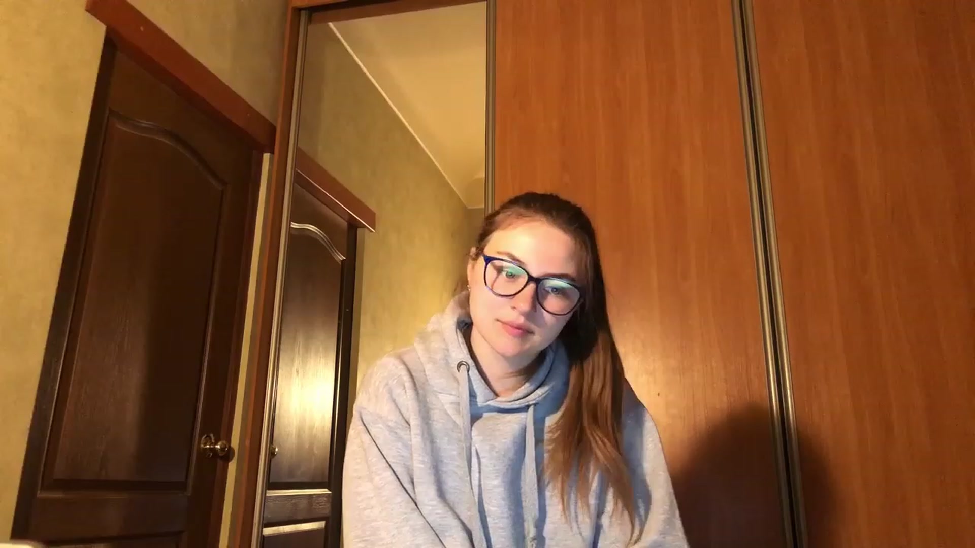 Gallery image thumbnail from Oliveevee_'s myfreecams stream on, 04/03/2023, 15:17 image 7 of 20