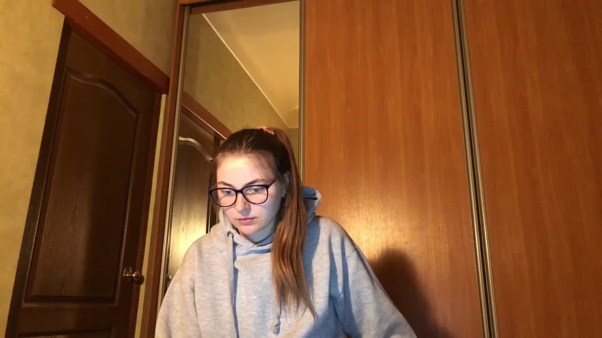 Gallery image thumbnail from Oliveevee_'s myfreecams stream on, 04/03/2023, 15:17 image 15 of 20