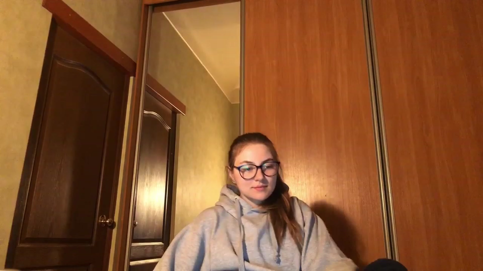 Gallery image thumbnail from Oliveevee_'s myfreecams stream on, 04/03/2023, 15:17 image 2 of 20