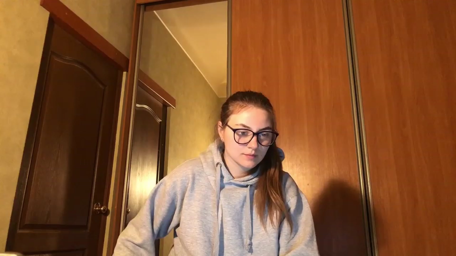 Gallery image thumbnail from Oliveevee_'s myfreecams stream on, 04/03/2023, 15:17 image 6 of 20