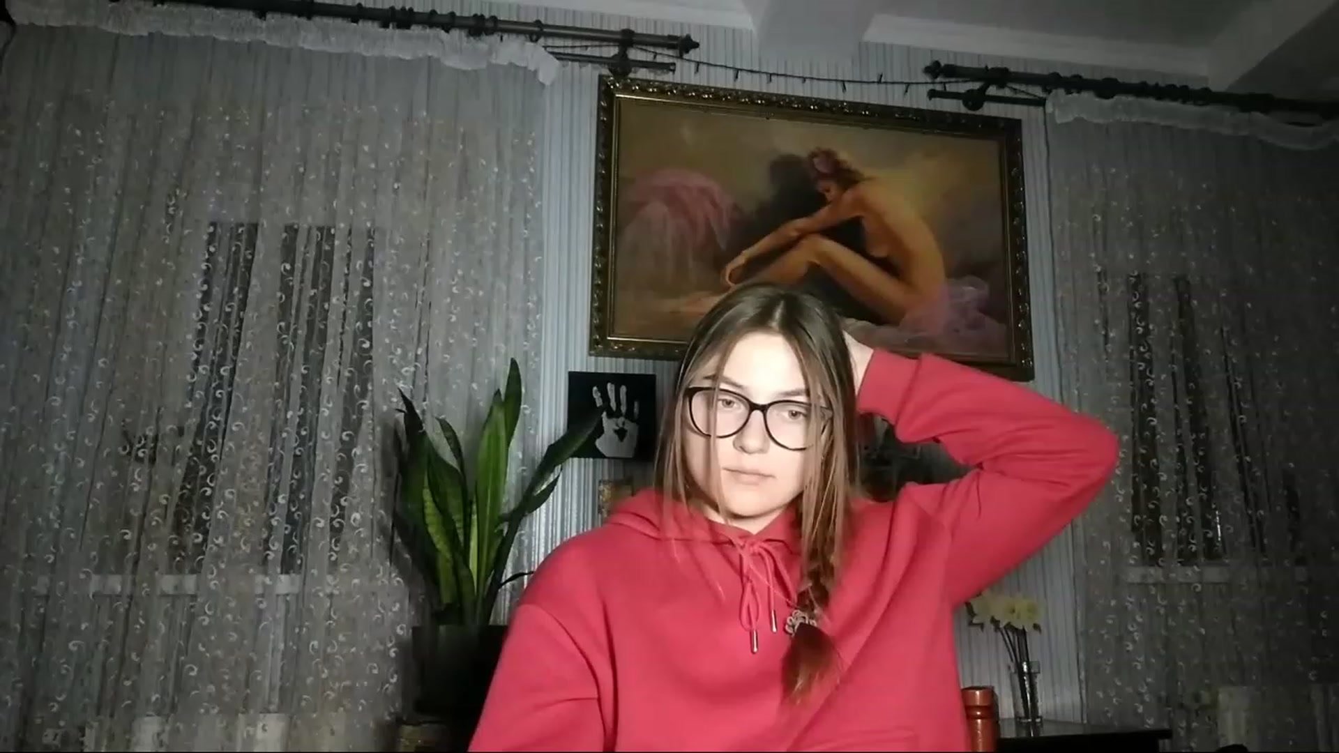 Gallery image thumbnail from Oliveevee_'s myfreecams stream on, 04/24/2023, 21:11 image 12 of 20