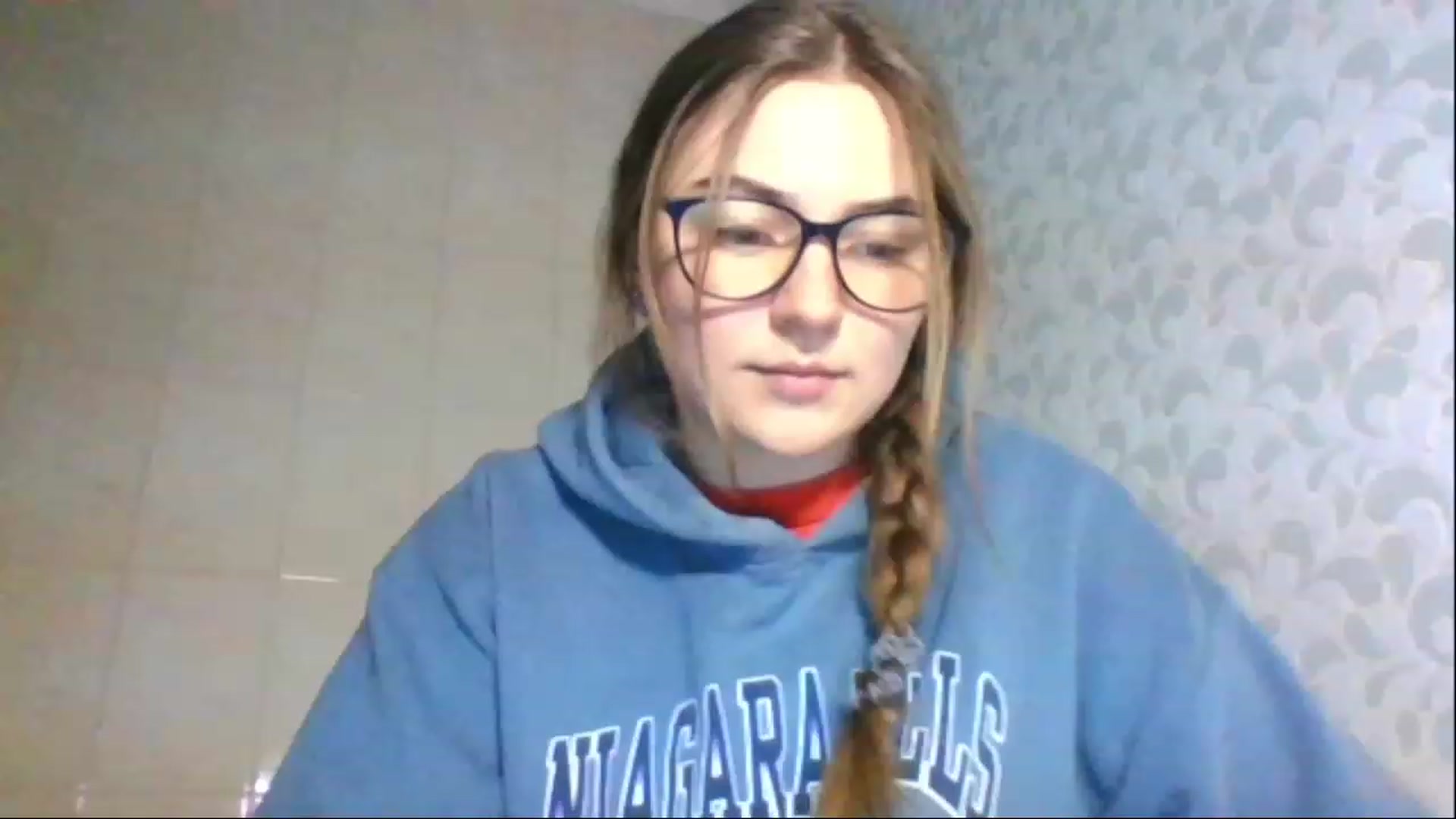 Gallery image thumbnail from Oliveevee_'s myfreecams stream on, 04/26/2023, 17:40 image 1 of 20