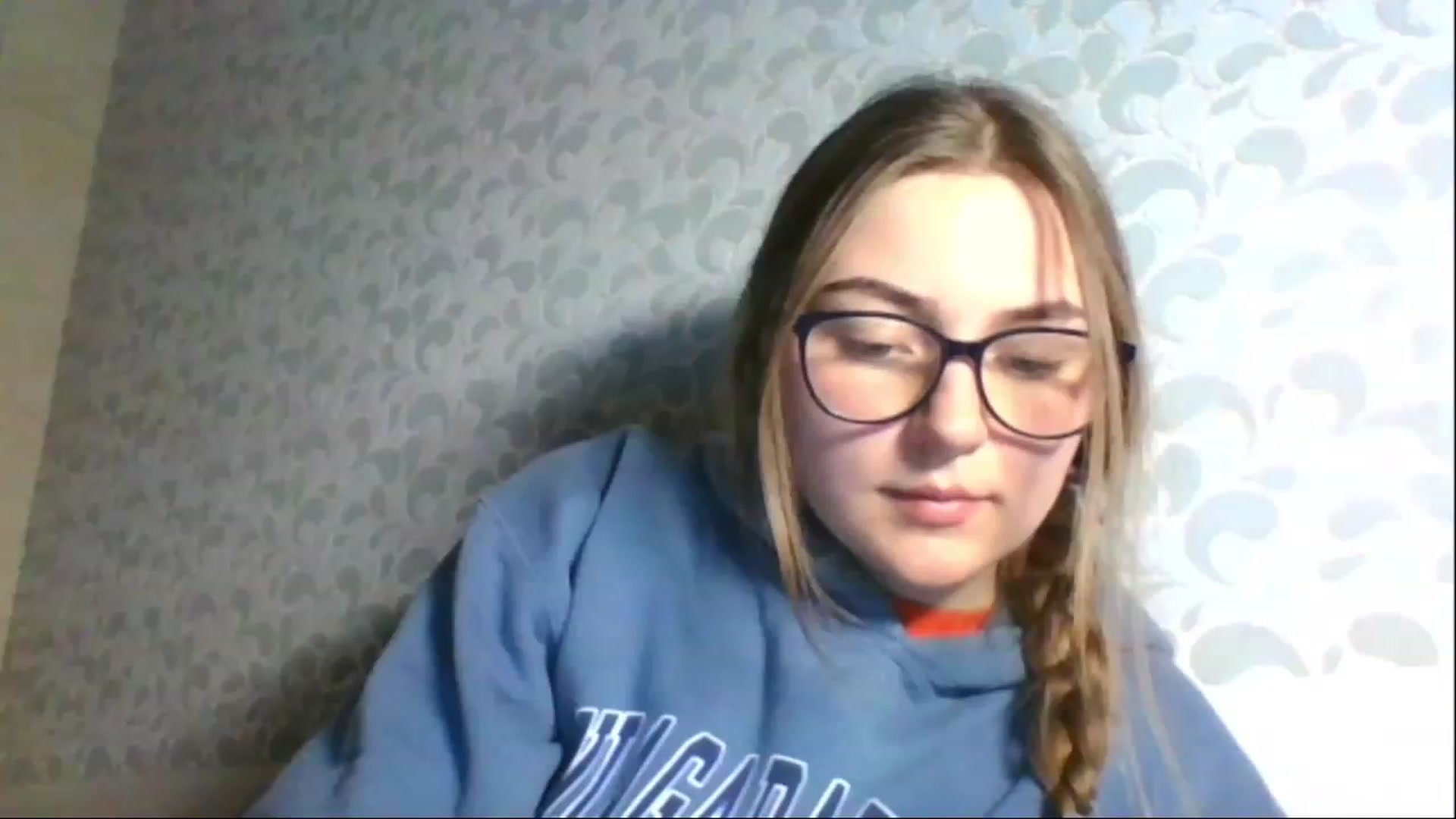 Gallery image thumbnail from Oliveevee_'s myfreecams stream on, 04/26/2023, 19:20 image 8 of 20