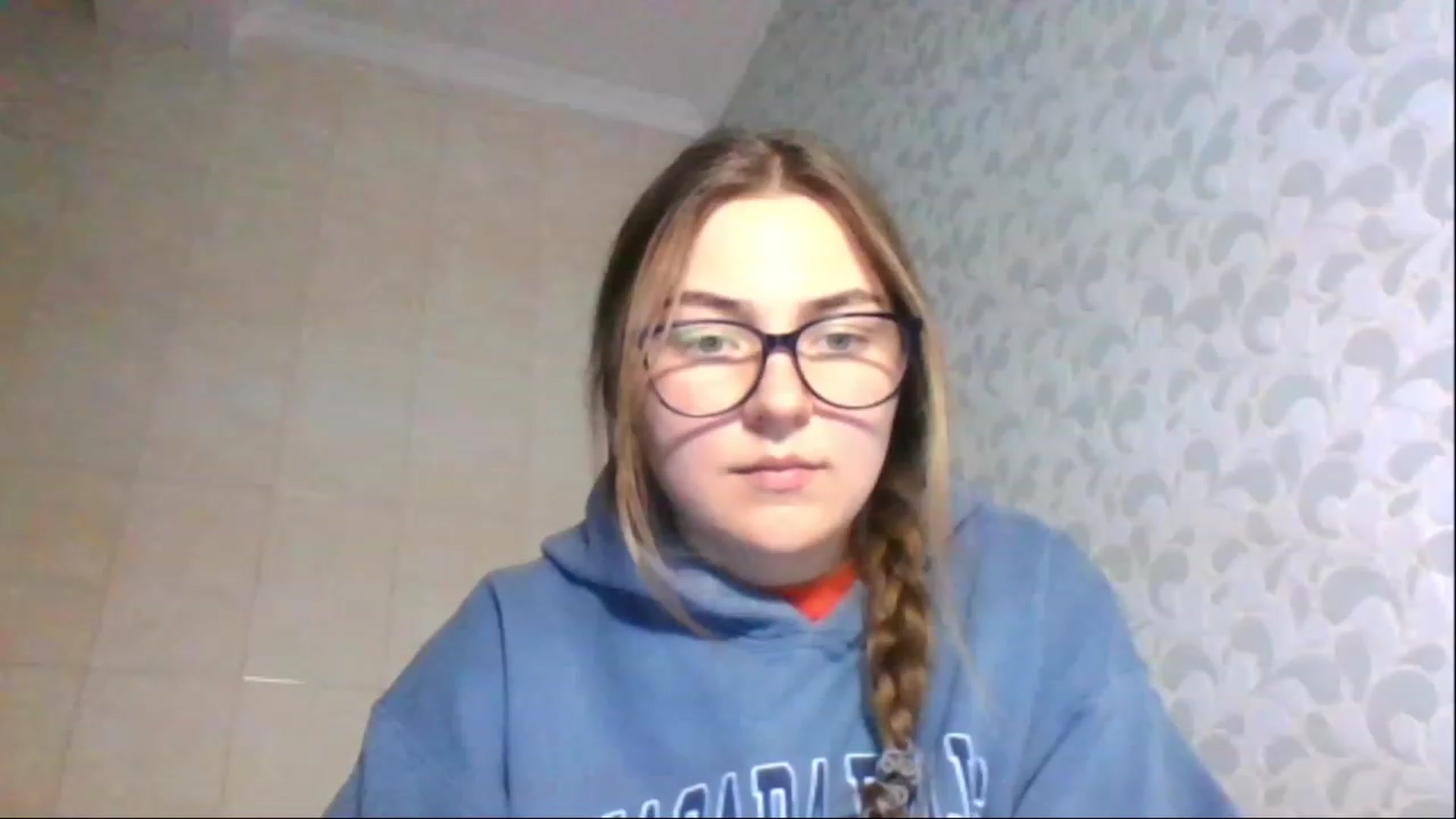 Gallery image thumbnail from Oliveevee_'s myfreecams stream on, 04/26/2023, 19:20 image 6 of 20