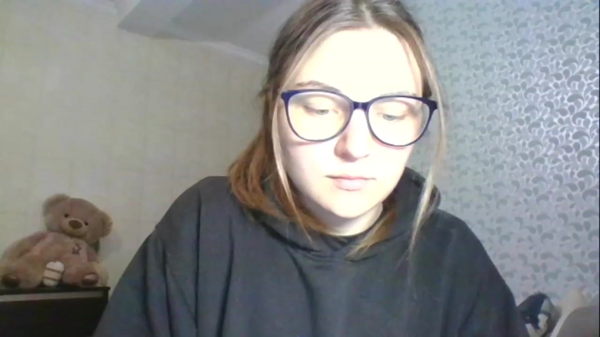 Gallery image thumbnail from Oliveevee_'s myfreecams stream on, 05/01/2023, 18:48 image 2 of 20
