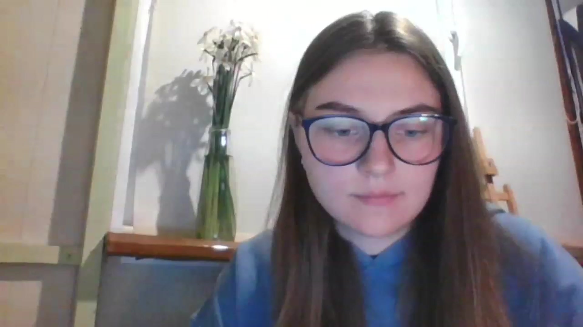 Gallery image thumbnail from Oliveevee_'s myfreecams stream on, 05/08/2023, 21:15 image 13 of 20
