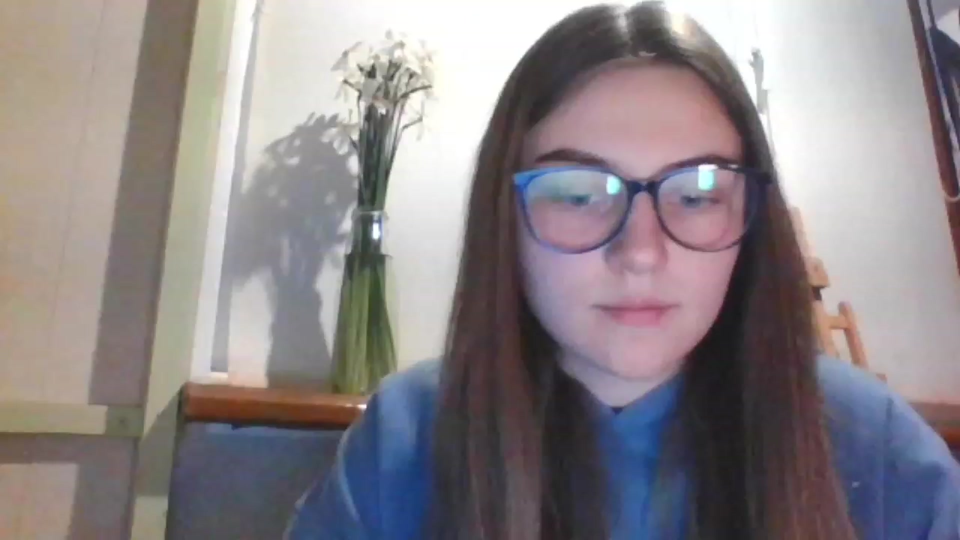Gallery image thumbnail from Oliveevee_'s myfreecams stream on, 05/08/2023, 21:15 image 4 of 20