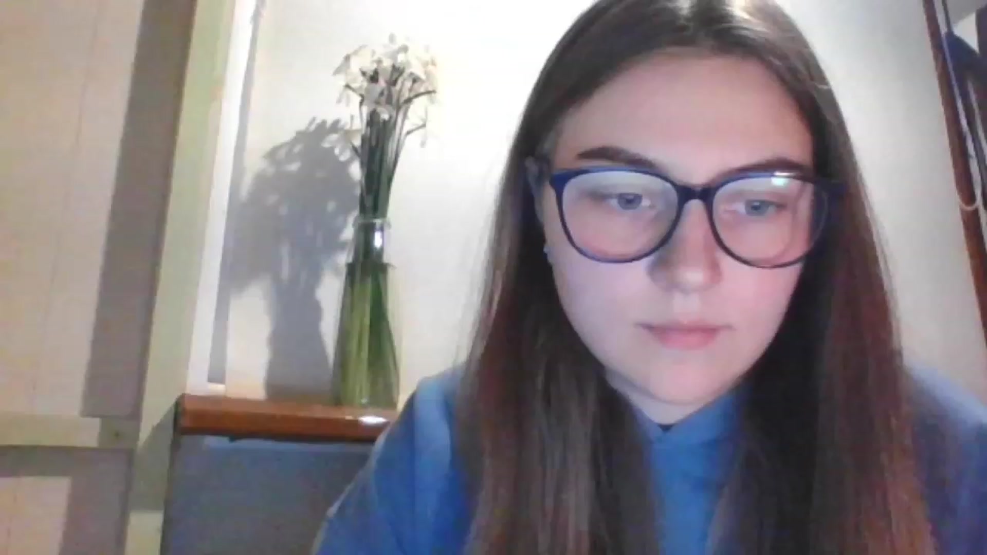 Gallery image thumbnail from Oliveevee_'s myfreecams stream on, 05/08/2023, 21:15 image 10 of 20
