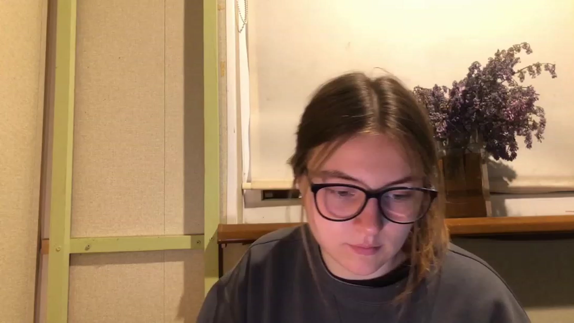 Gallery image thumbnail from Oliveevee_'s myfreecams stream on, 05/13/2023, 21:05 image 20 of 20