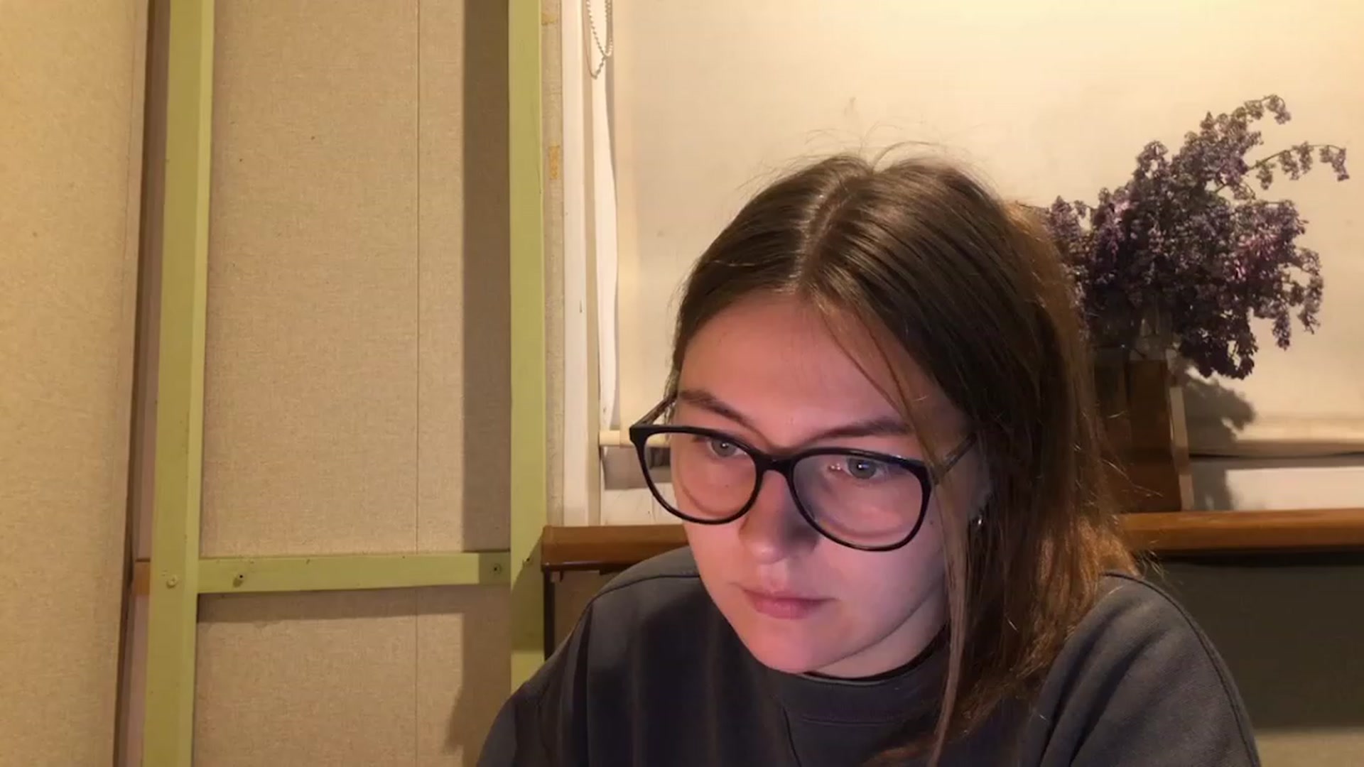 Gallery image thumbnail from Oliveevee_'s myfreecams stream on, 05/13/2023, 22:36 image 17 of 20