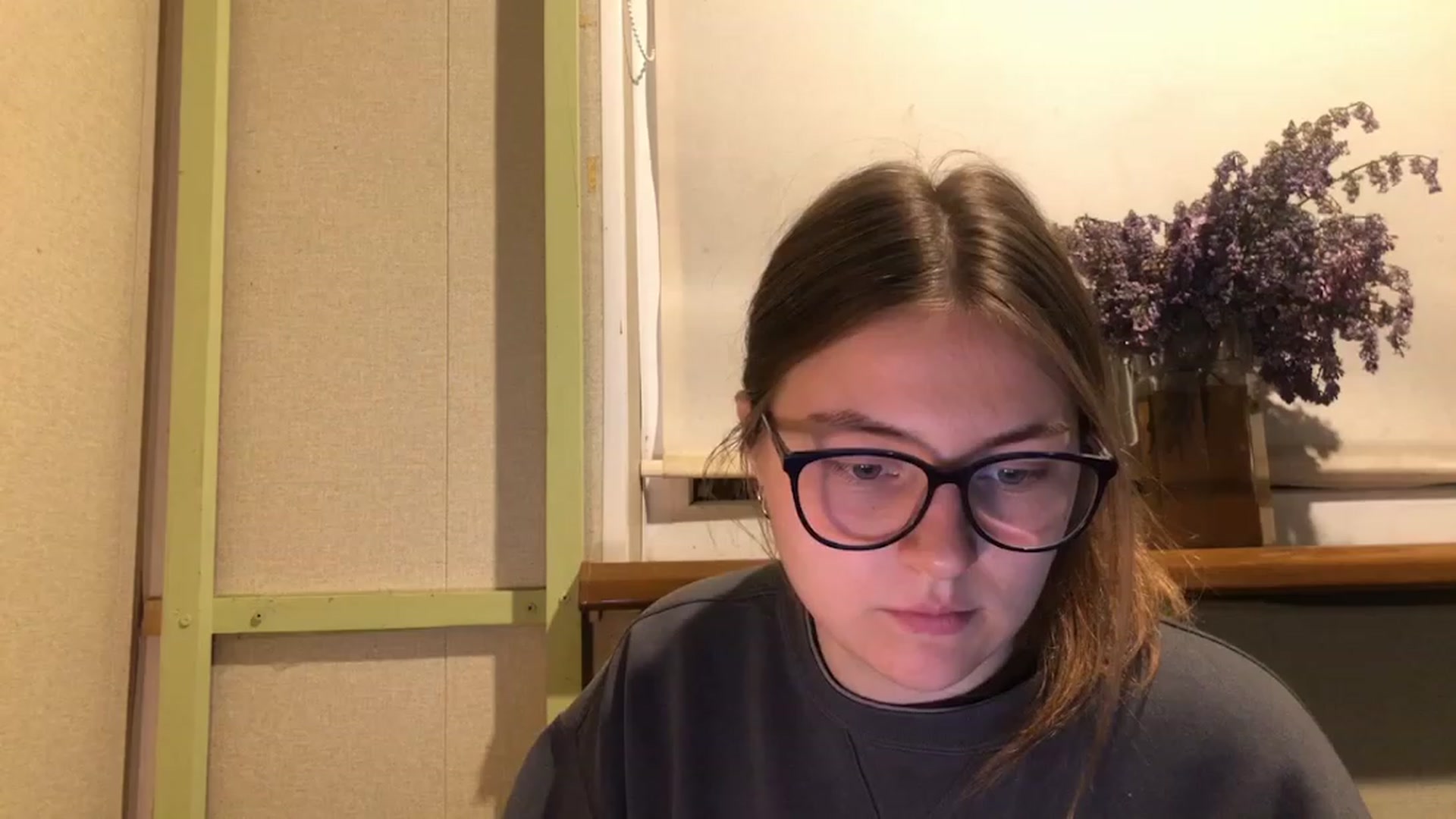 Gallery image thumbnail from Oliveevee_'s myfreecams stream on, 05/13/2023, 22:36 image 16 of 20