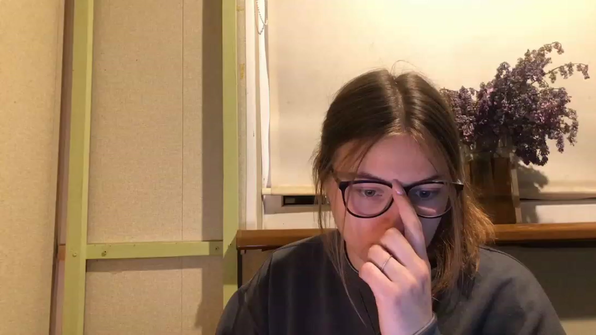Gallery image thumbnail from Oliveevee_'s myfreecams stream on, 05/13/2023, 22:36 image 8 of 20