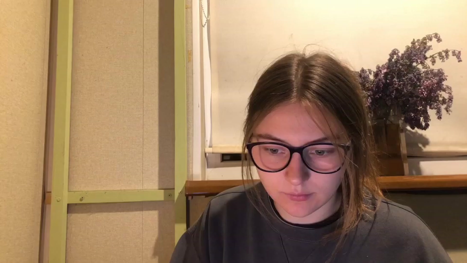 Gallery image thumbnail from Oliveevee_'s myfreecams stream on, 05/13/2023, 22:36 image 3 of 20