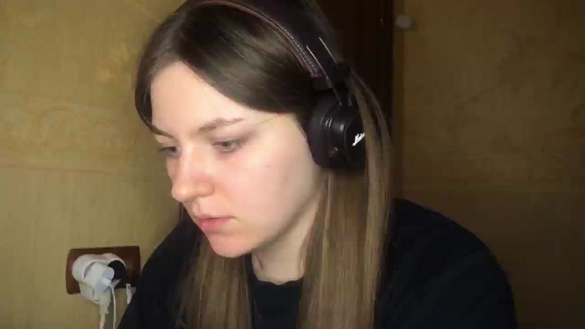 Gallery image thumbnail from OliviEve's myfreecams stream on, 01/13/2025, 21:55 image 3 of 20