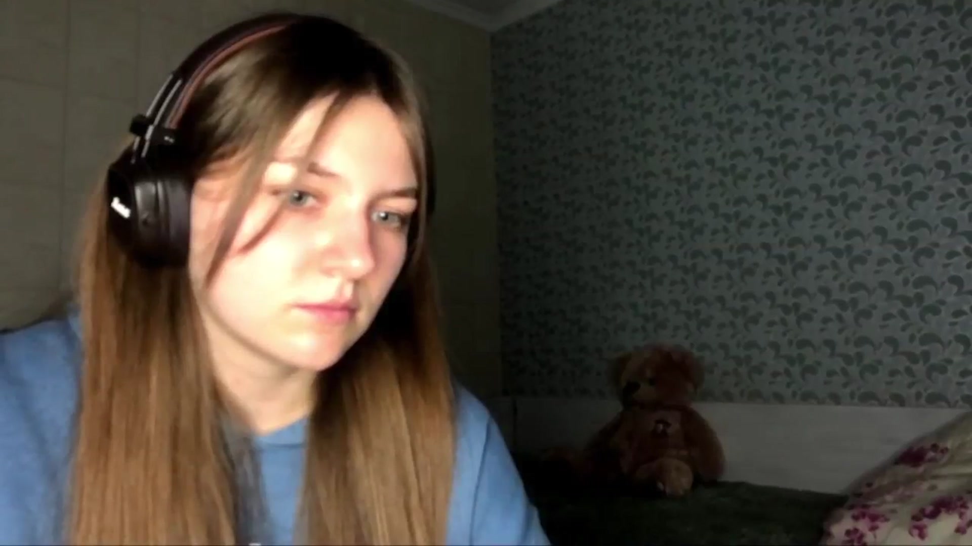 Gallery image thumbnail from OliviEve's myfreecams stream on, 02/06/2025, 24:42 image 3 of 20