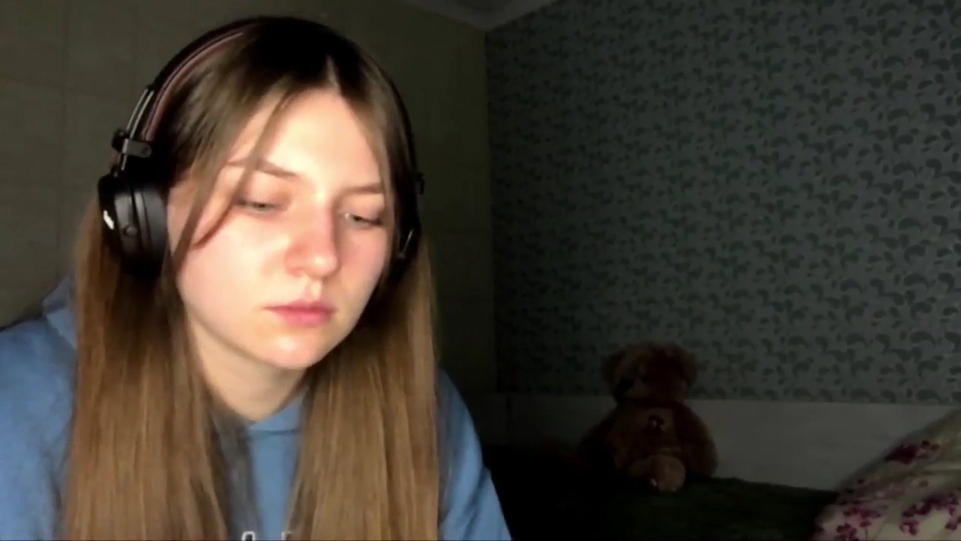Gallery image thumbnail from OliviEve's myfreecams stream on, 02/06/2025, 24:42 image 5 of 20