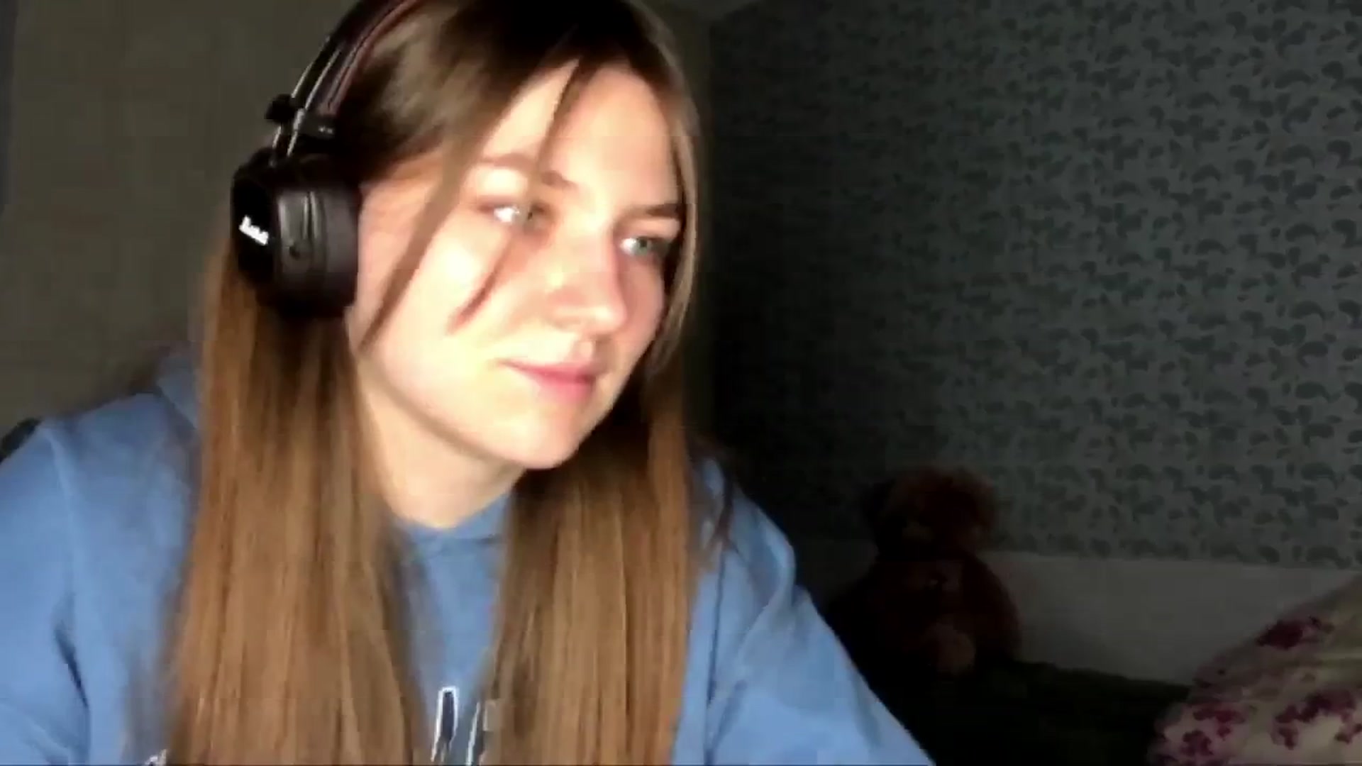 Gallery image thumbnail from OliviEve's myfreecams stream on, 02/06/2025, 24:42 image 19 of 20