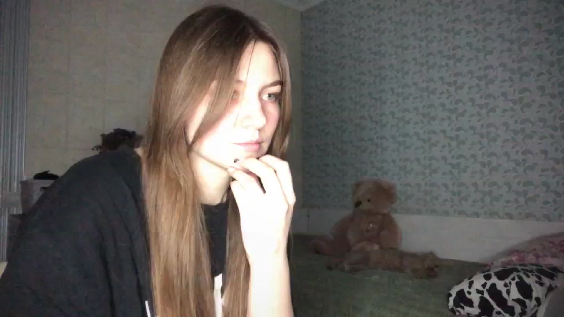 Gallery image thumbnail from OliviEve's myfreecams stream on, 02/06/2025, 20:57 image 2 of 20