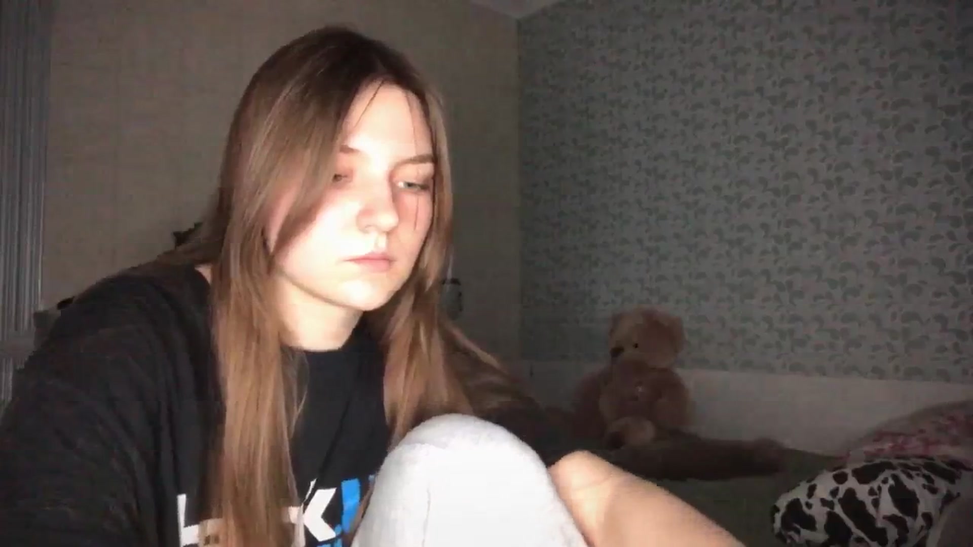 Gallery image thumbnail from OliviEve's myfreecams stream on, 02/06/2025, 20:57 image 15 of 20