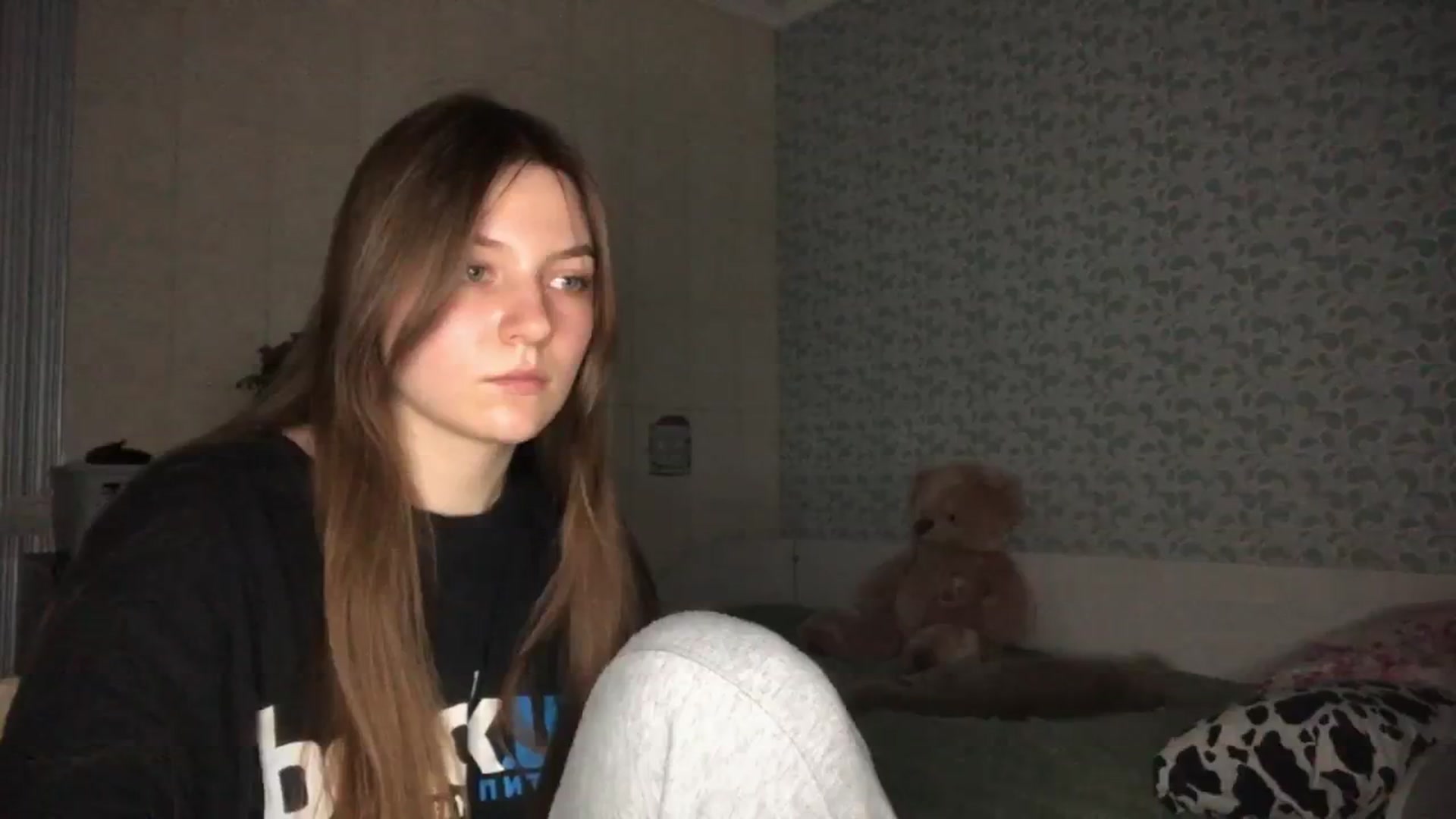 Gallery image thumbnail from OliviEve's myfreecams stream on, 02/06/2025, 20:57 image 14 of 20