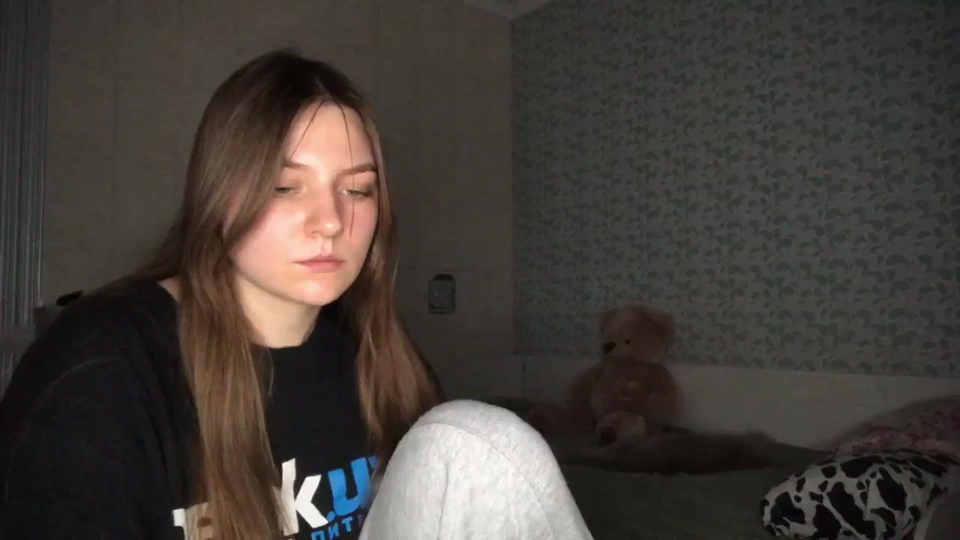 Gallery image thumbnail from OliviEve's myfreecams stream on, 02/06/2025, 20:57 image 16 of 20