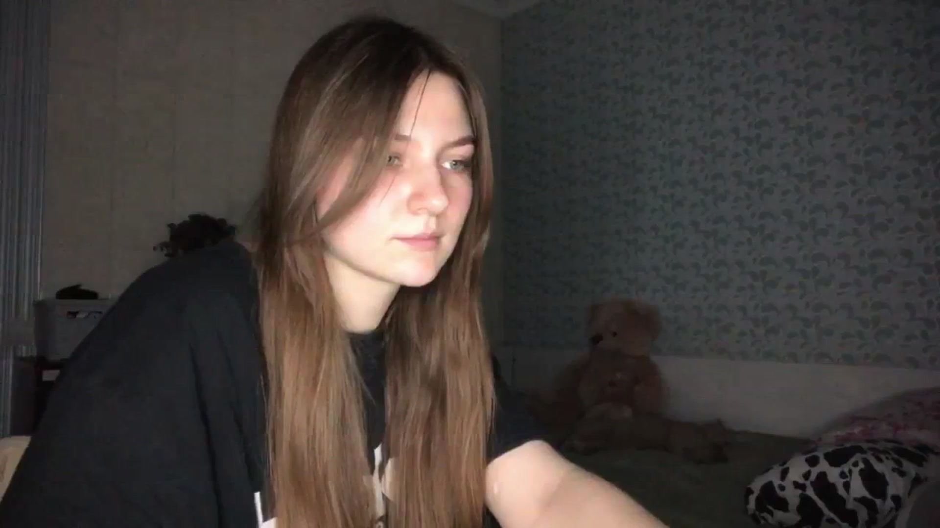 Gallery image thumbnail from OliviEve's myfreecams stream on, 02/06/2025, 20:57 image 3 of 20