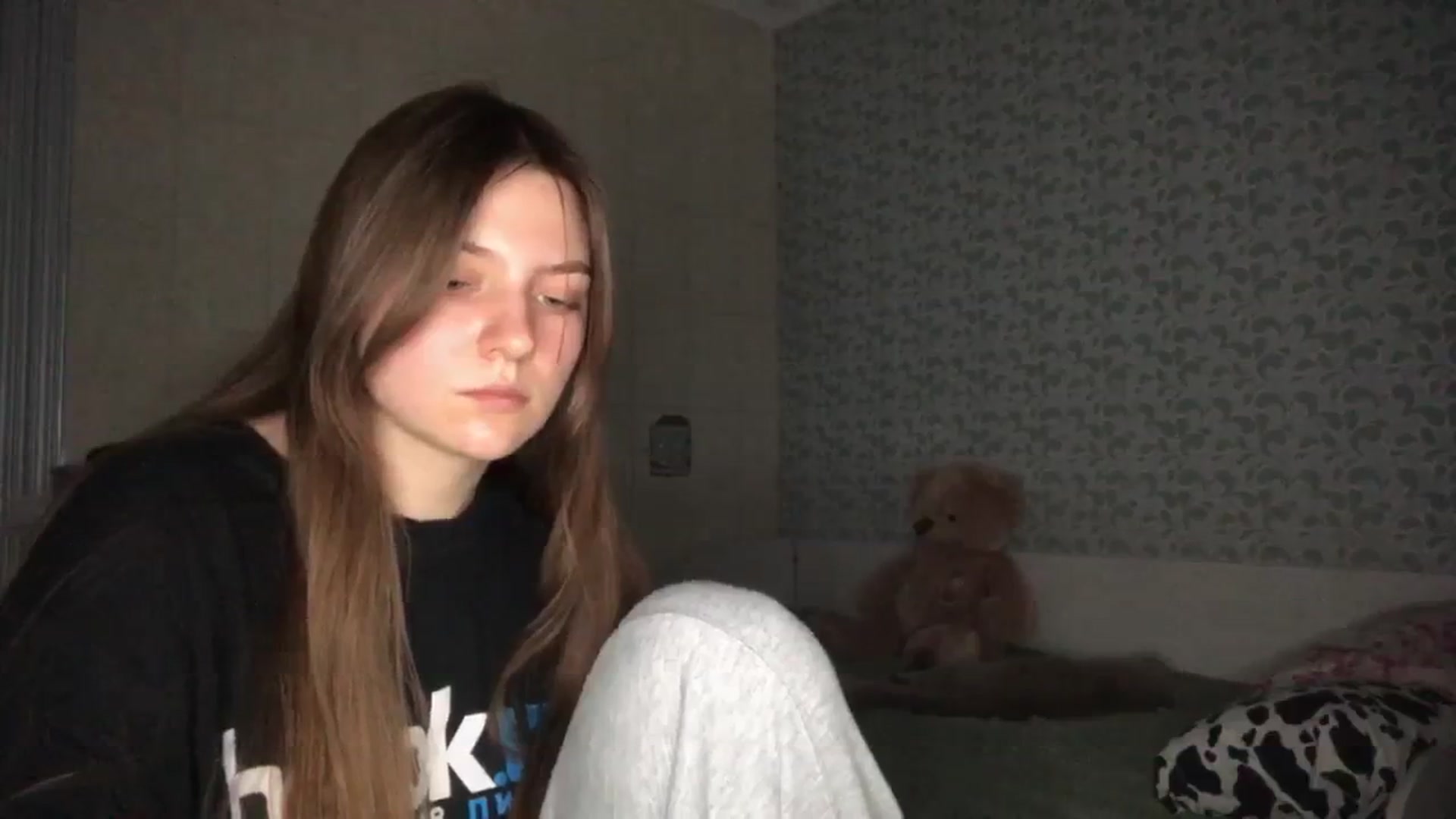 Gallery image thumbnail from OliviEve's myfreecams stream on, 02/06/2025, 20:57 image 12 of 20