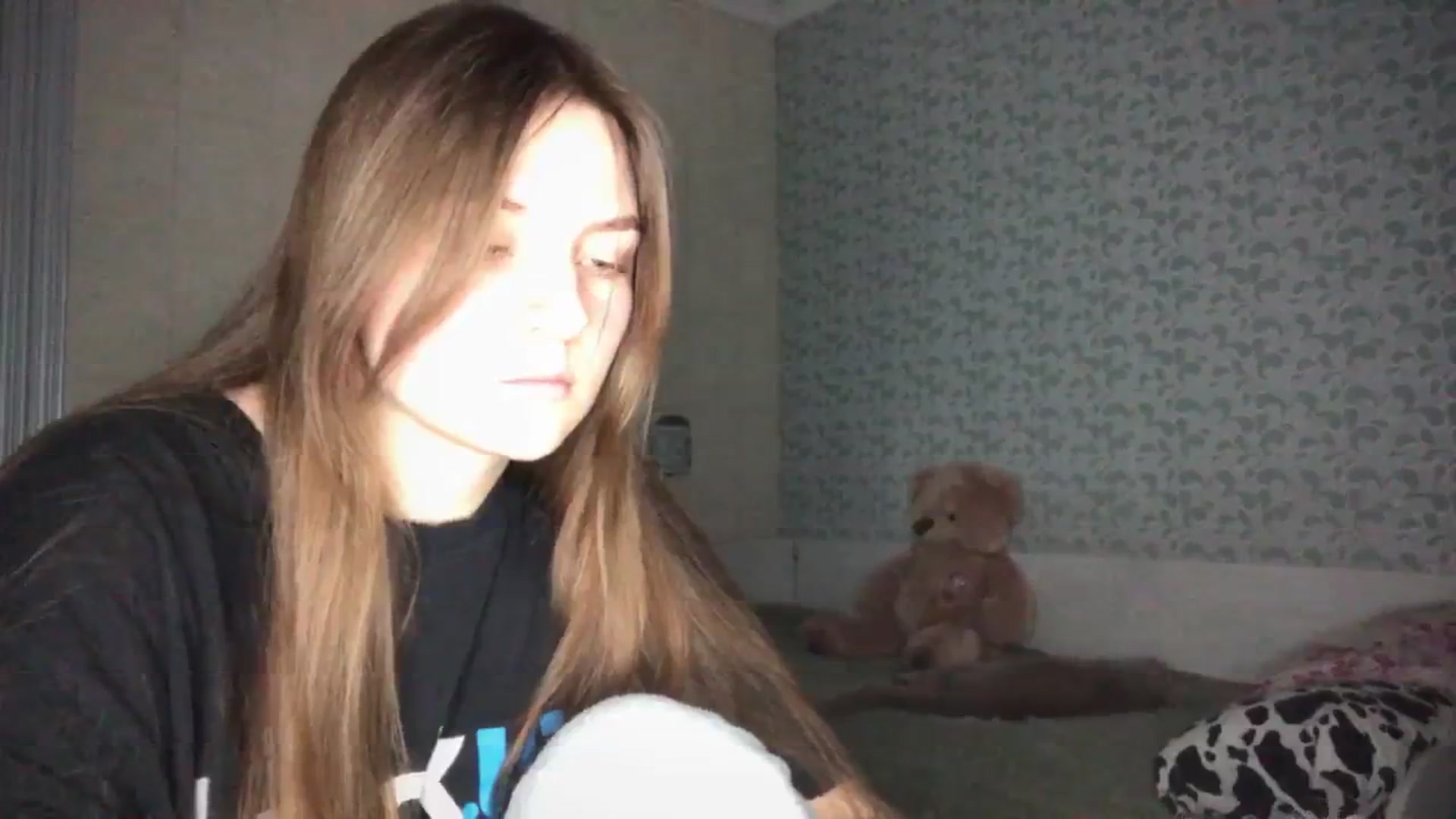 Gallery image thumbnail from OliviEve's myfreecams stream on, 02/06/2025, 20:57 image 13 of 20