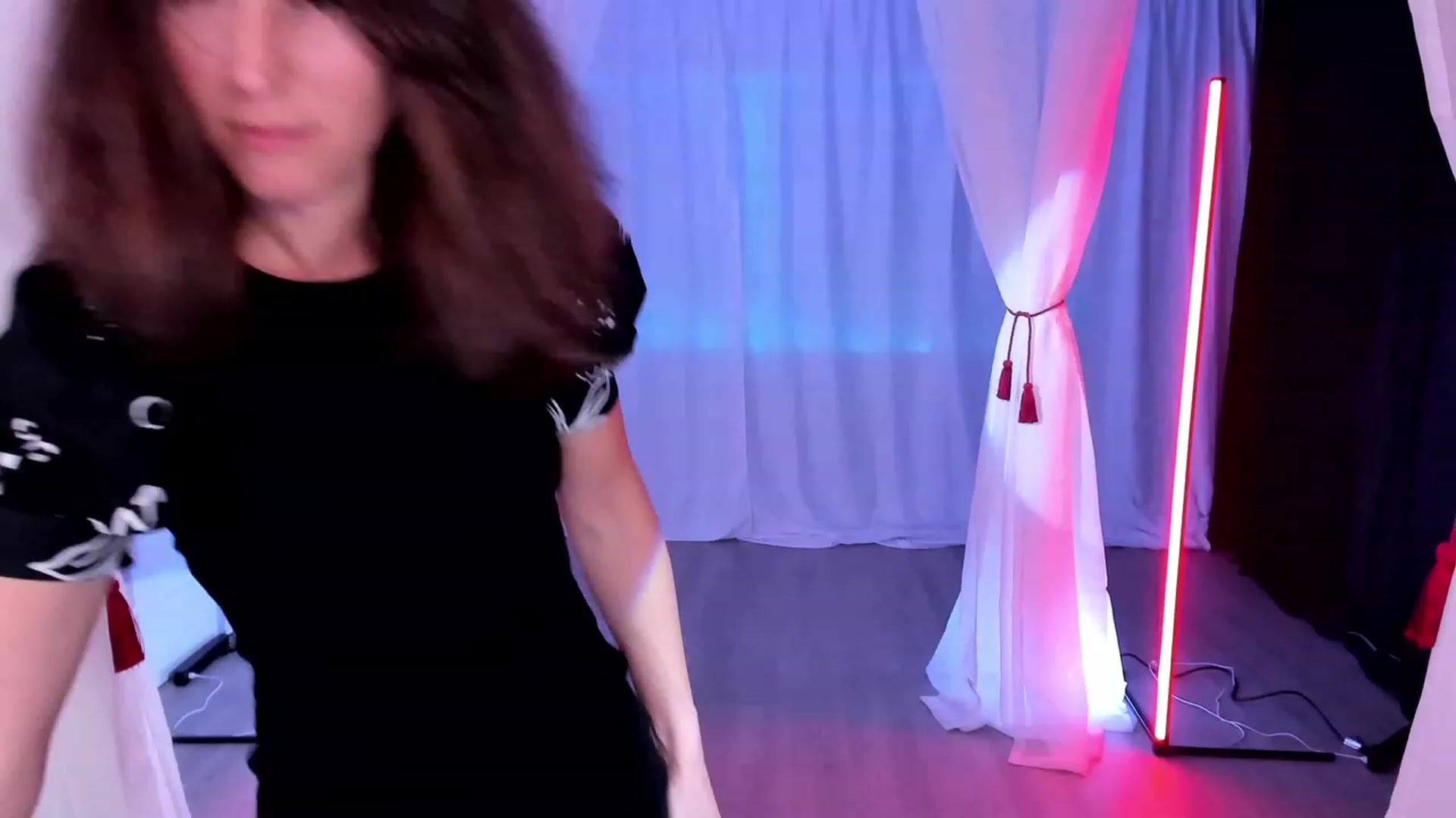 Gallery image thumbnail from Olivia's myfreecams stream on, 01/03/2024, 04:23 image 4 of 20