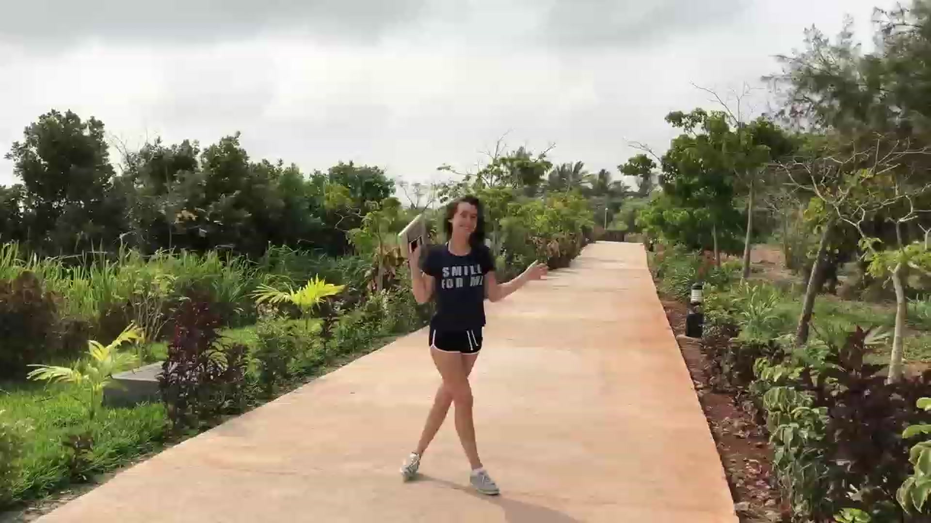 Gallery image thumbnail from Olivia's myfreecams stream on, 01/03/2024, 04:23 image 10 of 20