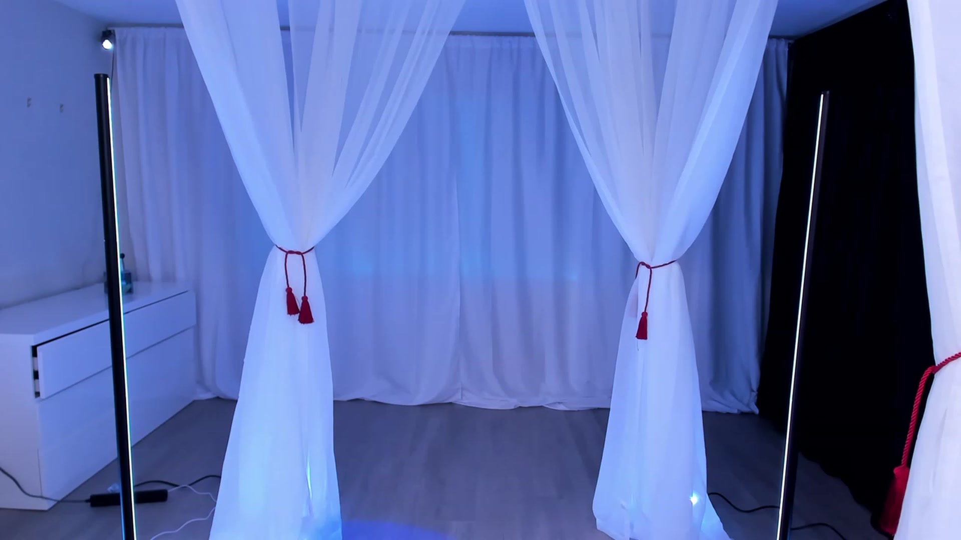 Gallery image thumbnail from Olivia's myfreecams stream on, 01/04/2024, 04:41 image 19 of 20