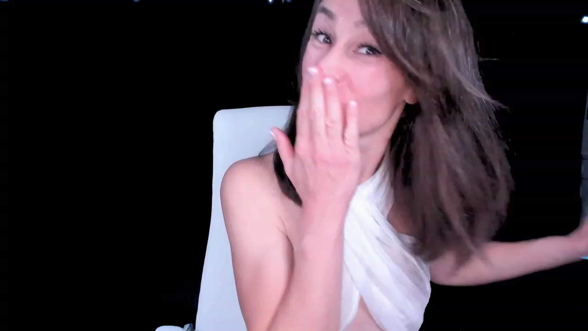 Gallery image thumbnail from Olivia's myfreecams stream on, 01/09/2024, 06:10 image 12 of 20