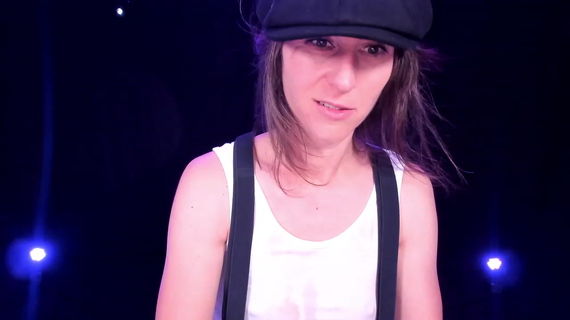 Gallery image thumbnail from Olivia's myfreecams stream on, 01/11/2024, 07:53 image 11 of 20