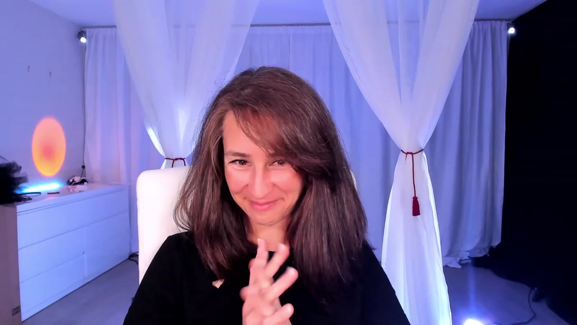 Gallery image thumbnail from Olivia's myfreecams stream on, 01/14/2024, 07:39 image 19 of 20