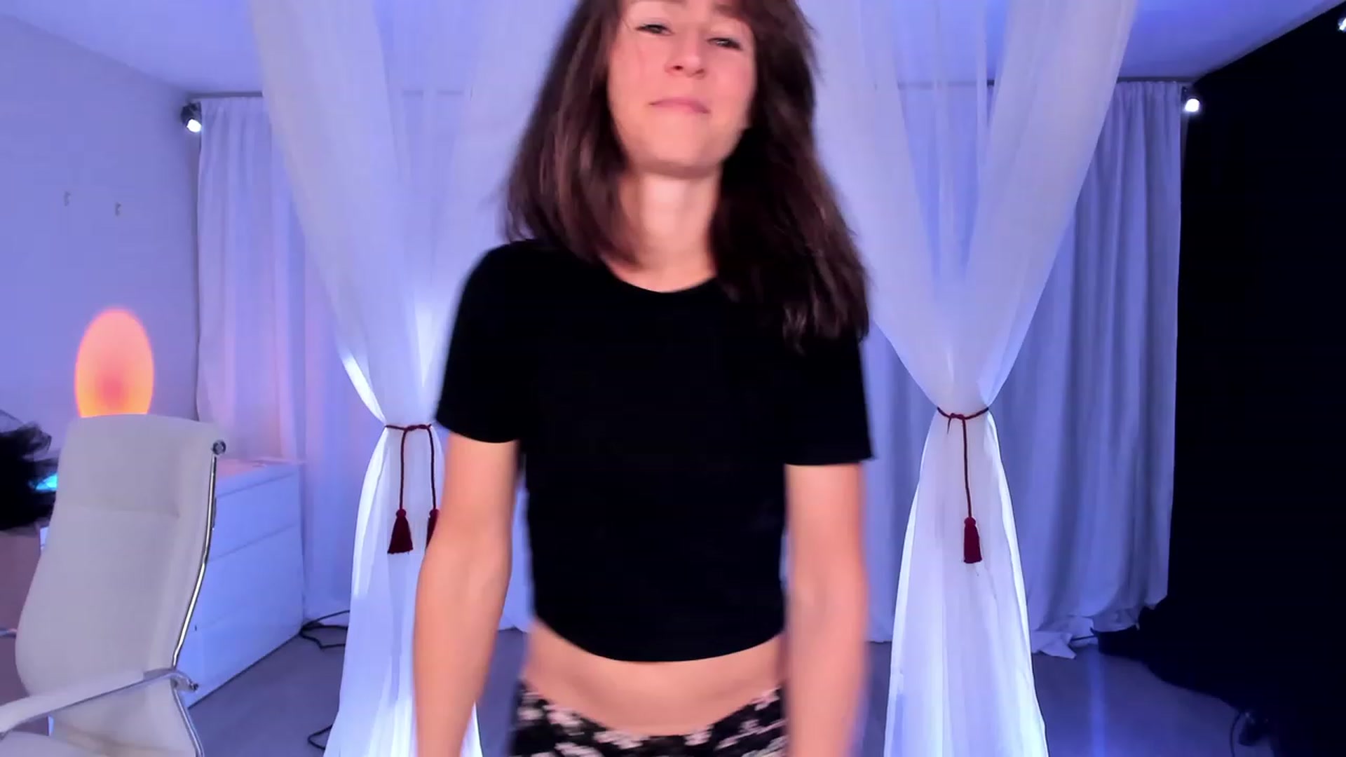 Gallery image thumbnail from Olivia's myfreecams stream on, 01/14/2024, 07:39 image 13 of 20