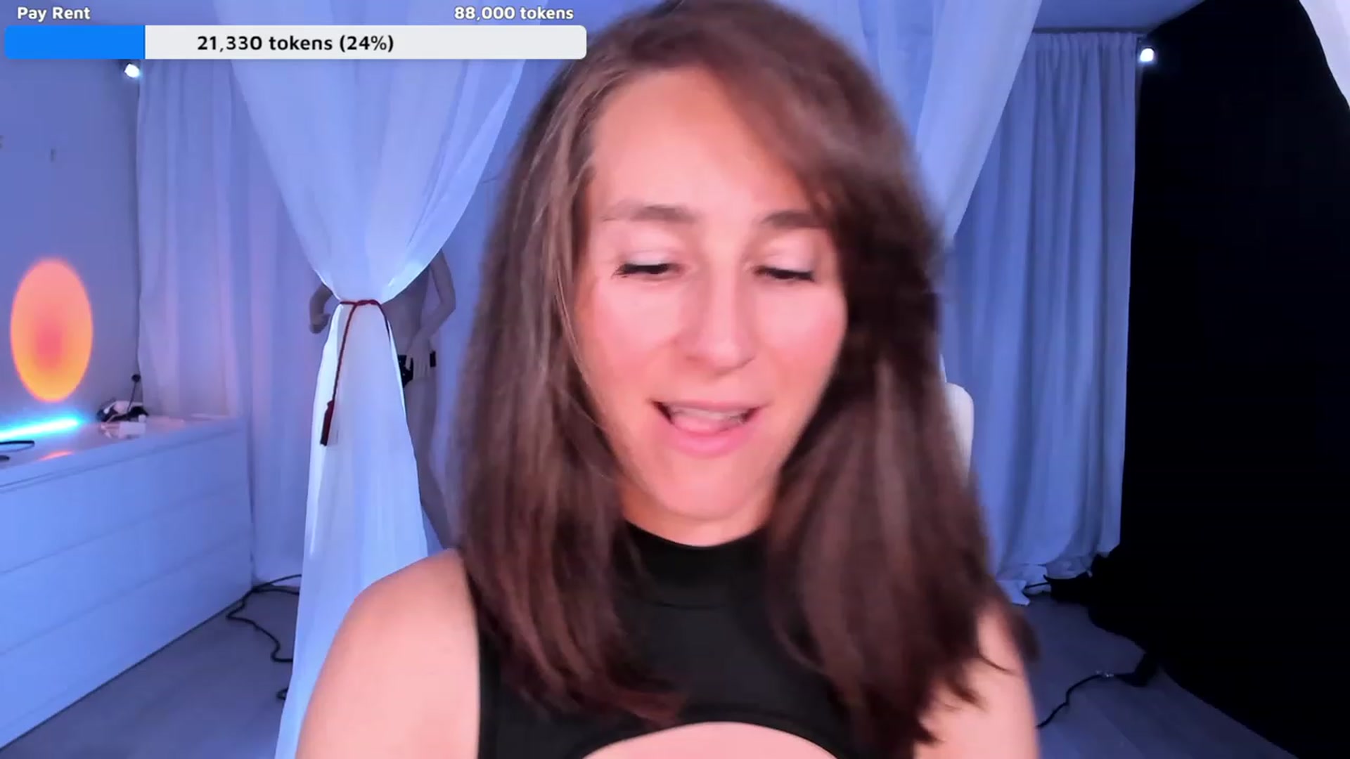 Gallery image thumbnail from Olivia's myfreecams stream on, 01/15/2024, 04:07 image 14 of 20