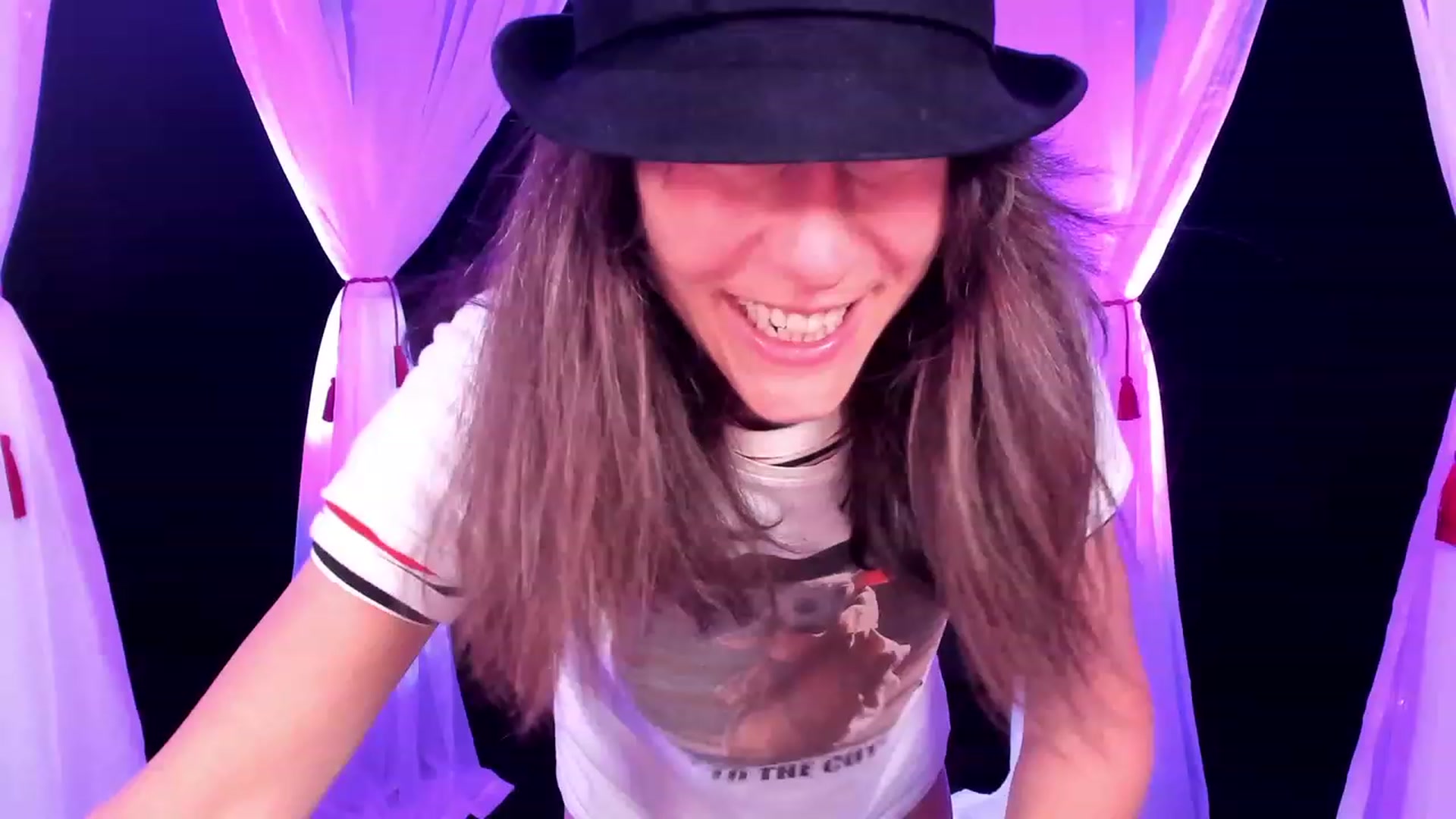 Gallery image thumbnail from Olivia's myfreecams stream on, 01/22/2024, 05:06 image 7 of 20