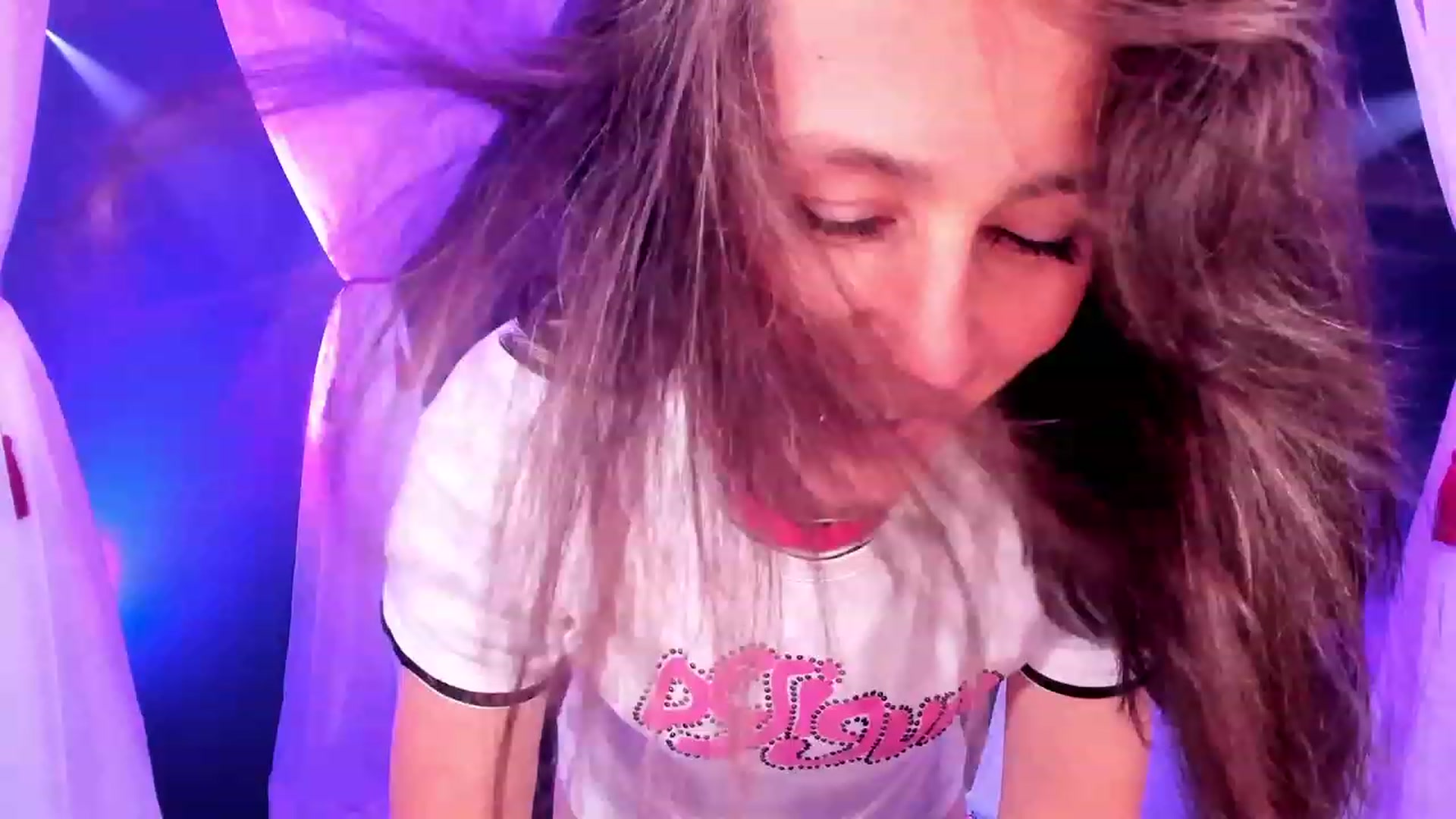 Gallery image thumbnail from Olivia's myfreecams stream on, 01/22/2024, 05:06 image 18 of 20