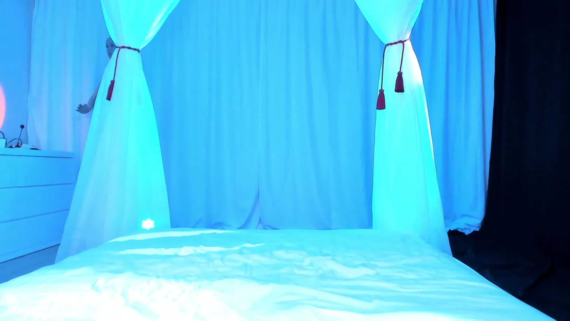 Gallery image thumbnail from Olivia's myfreecams stream on, 01/24/2024, 06:00 image 15 of 20