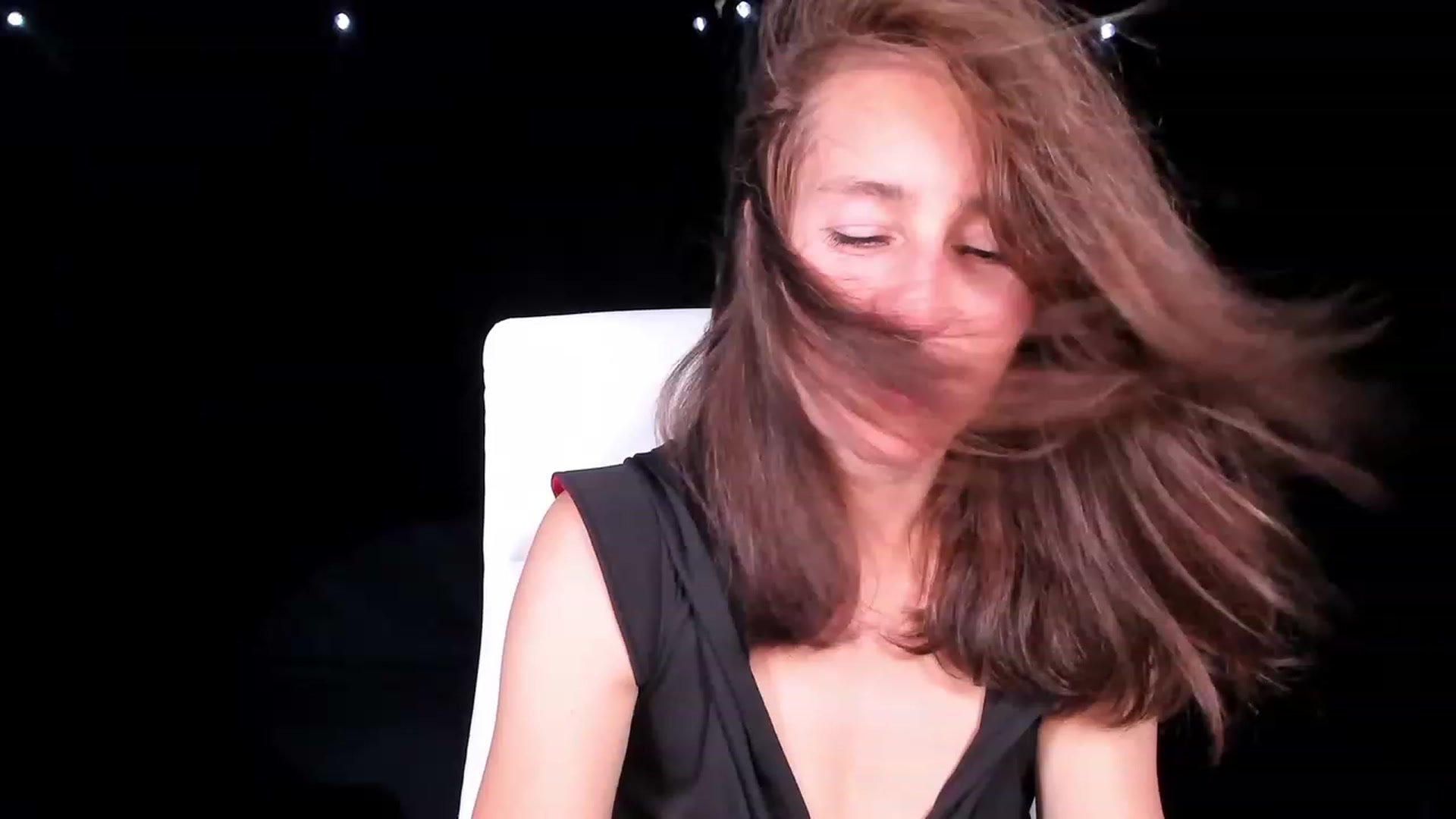 Gallery image thumbnail from Olivia's myfreecams stream on, 01/28/2024, 03:58 image 16 of 20
