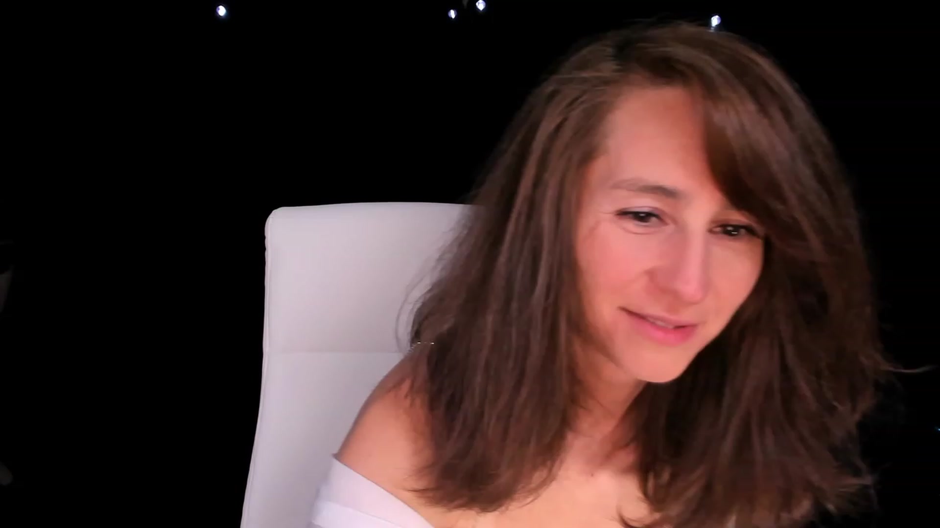 Gallery image thumbnail from Olivia's myfreecams stream on, 01/29/2024, 07:10 image 4 of 20