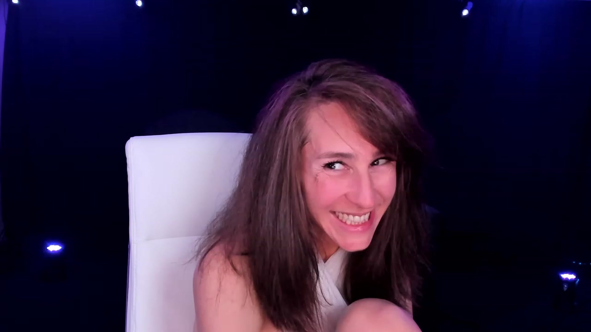 Gallery image thumbnail from Olivia's myfreecams stream on, 01/31/2024, 06:13 image 9 of 20