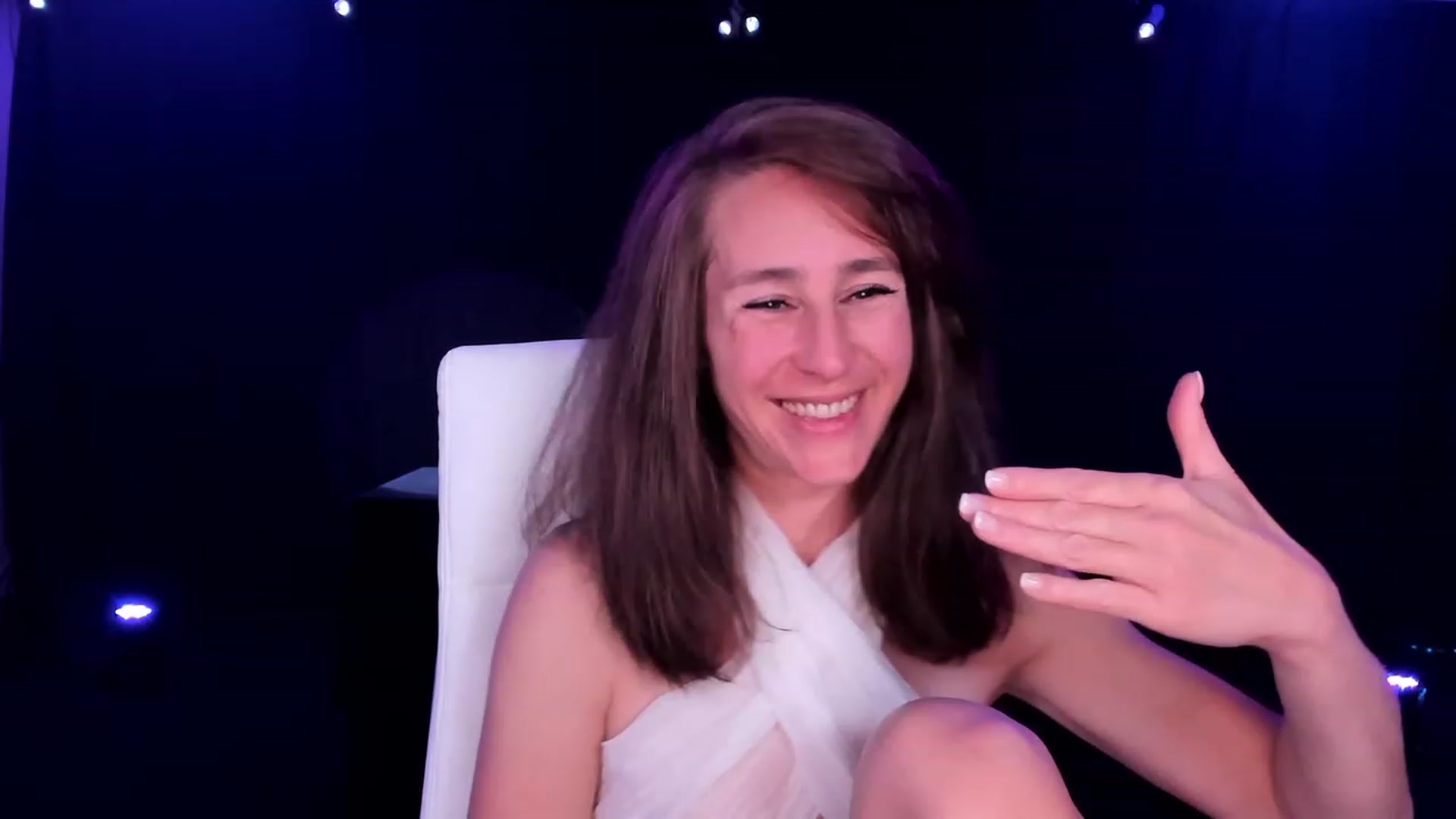 Gallery image thumbnail from Olivia's myfreecams stream on, 01/31/2024, 06:13 image 14 of 20
