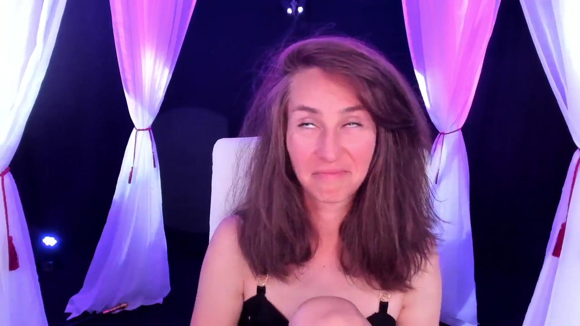 Gallery image thumbnail from Olivia's myfreecams stream on, 02/01/2024, 06:38 image 11 of 20