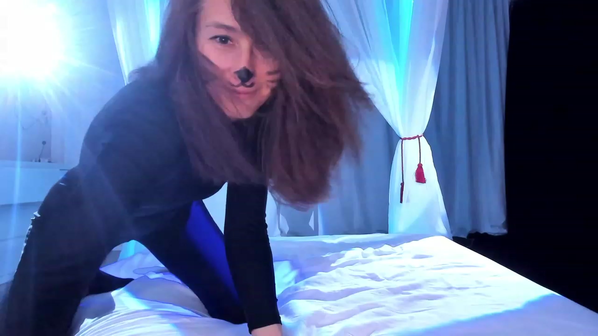 Gallery image thumbnail from Olivia's myfreecams stream on, 02/02/2024, 07:50 image 8 of 20