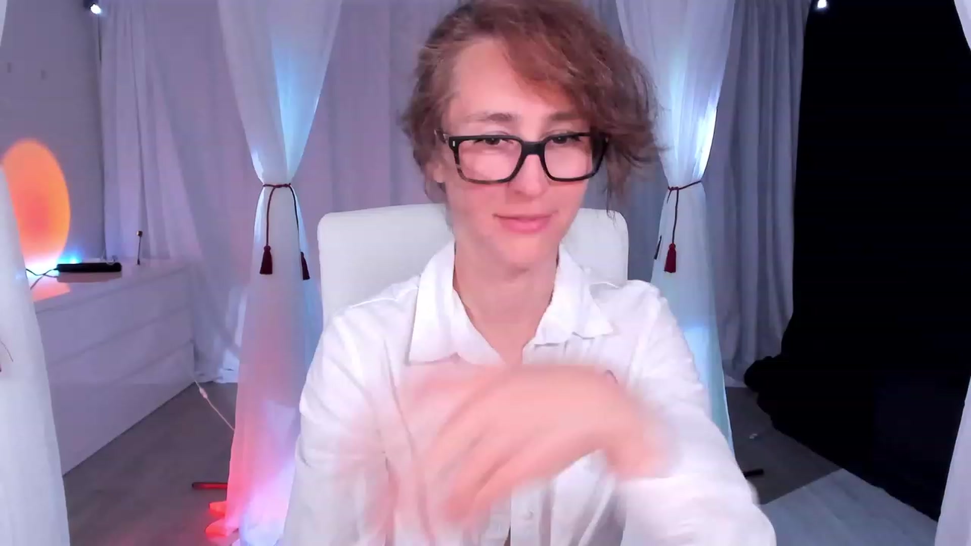 Gallery image thumbnail from Olivia's myfreecams stream on, 02/11/2024, 06:49 image 5 of 20