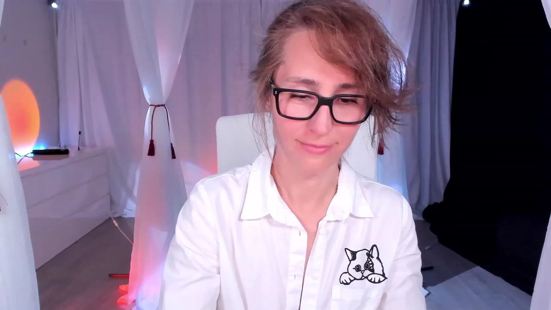Gallery image thumbnail from Olivia's myfreecams stream on, 02/11/2024, 06:49 image 4 of 20