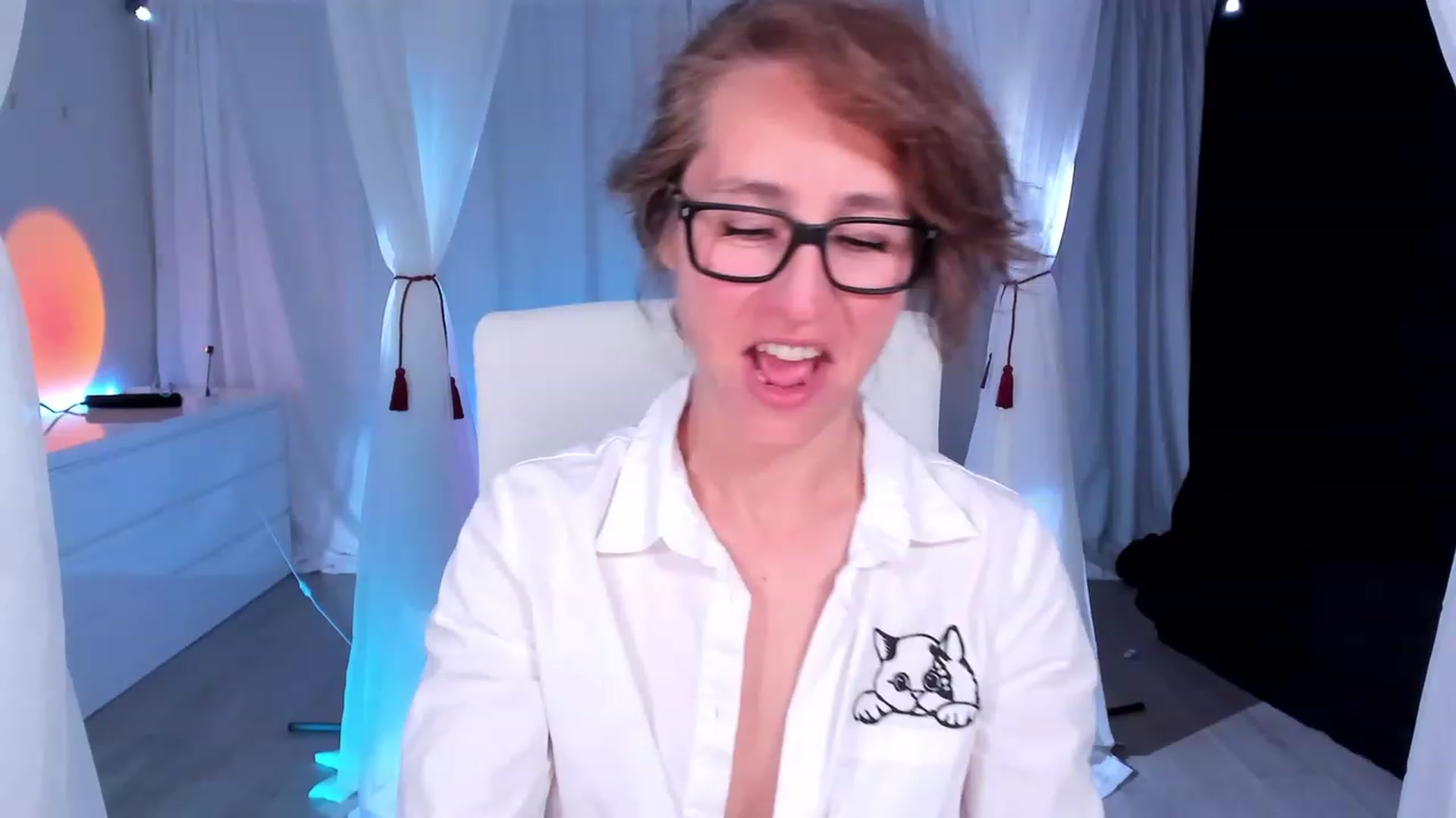 Gallery image thumbnail from Olivia's myfreecams stream on, 02/11/2024, 06:49 image 10 of 20